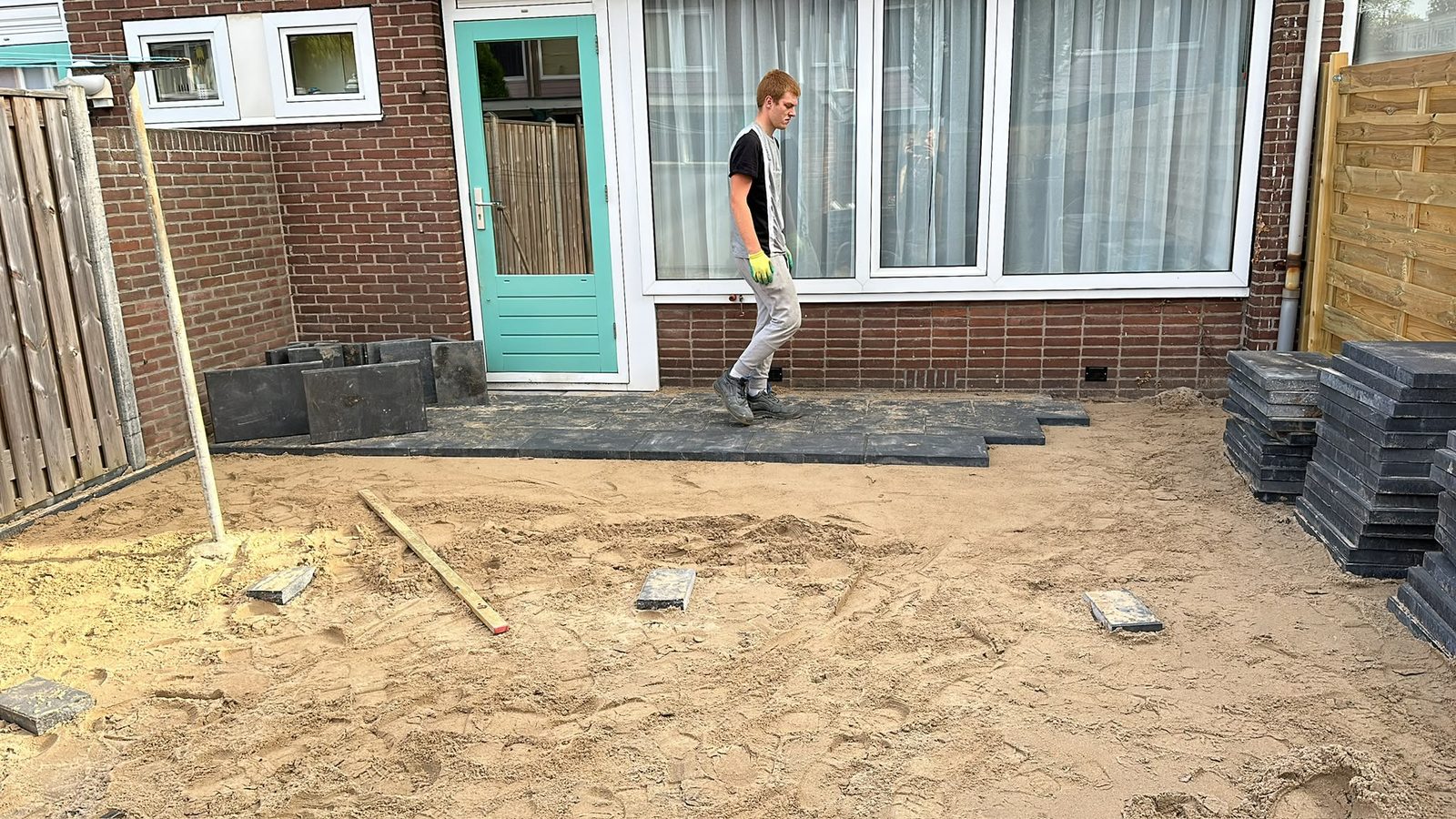 Terrastegels leggen
